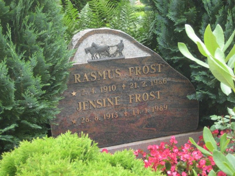 Jensine Frost.jpg